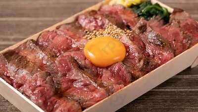 焼肉・しゃぶしゃぶ　肉の鶴々亭