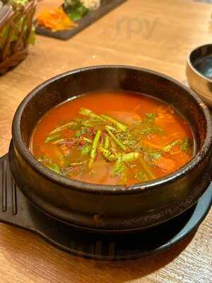 韓国料理専門店 チカチキン 梅田店