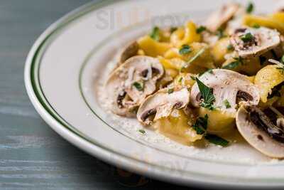 Comma, (カンマ) 梅田店