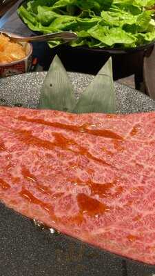 和牛焼肉 肉八 天満店