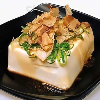 大分からあげと鉄板焼 勝男 大正応援団