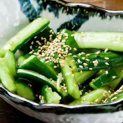 大分からあげと鉄板焼 勝男 大正応援団