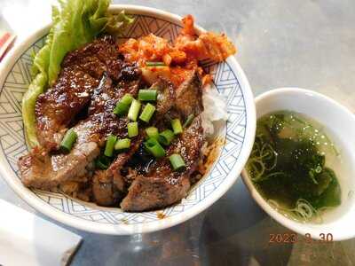 ホルモン肉問屋 小川商店 堺東店