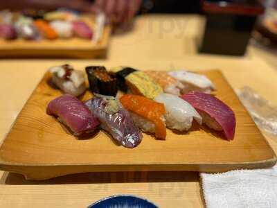 佐渡廻転寿司 弁慶 万代シティ店