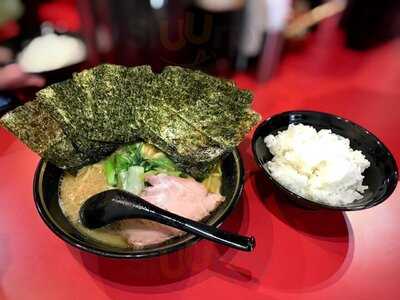 家系らーめん 麺家よし川 心斎橋