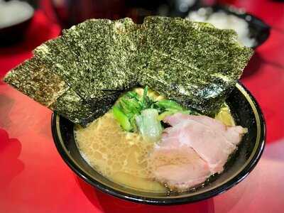 家系らーめん 麺家よし川 心斎橋