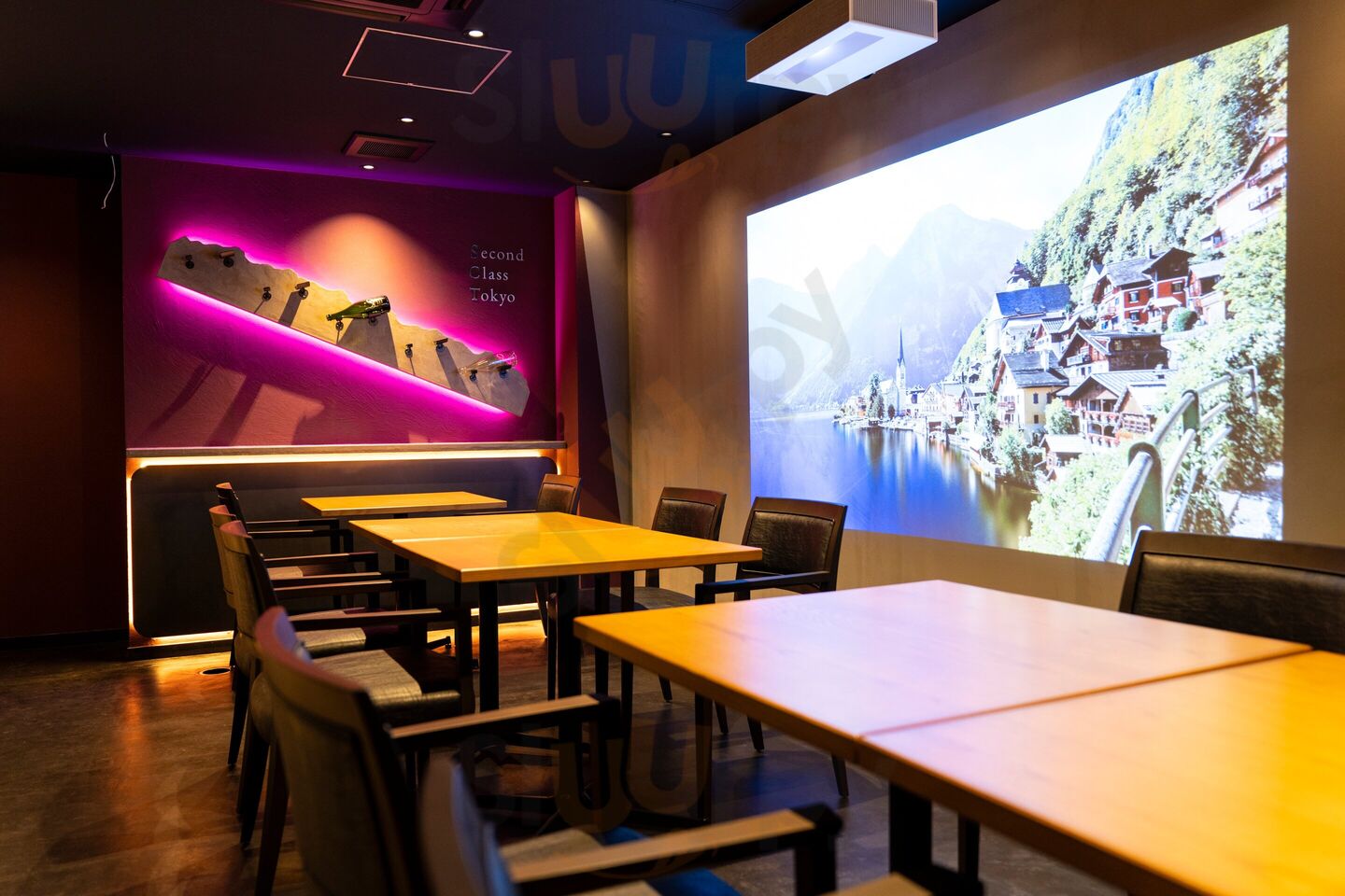 ⾁と⿂ Second Class Tokyo