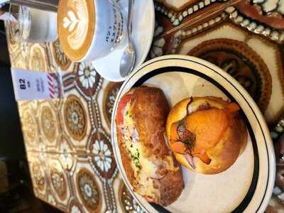 パンとエスプレッソと堺筋俱楽部