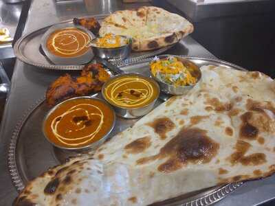 本格インド料理 Indigo 今出川店