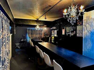 男装カフェ＆バー Bijouxlarme