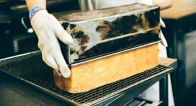 パティスリーストラスブール 日本大通り店