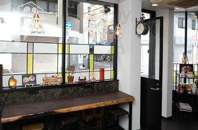 浪漫焼き芋 芋の巣　南堀江本店