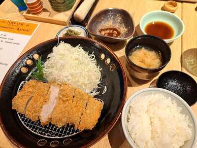 Katsuki Shinsaibashi