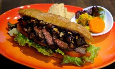 Subs Riku サンドイッチストア