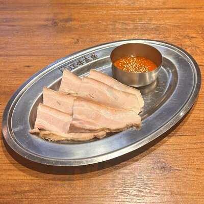 キンキン麦酒とプリッと小腸近江牛畜産あさひ 山科店