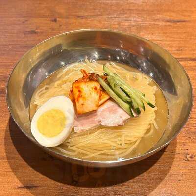 キンキン麦酒とプリッと小腸近江牛畜産あさひ 山科店