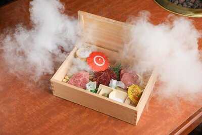 新宿食肉センター極 恵比寿店