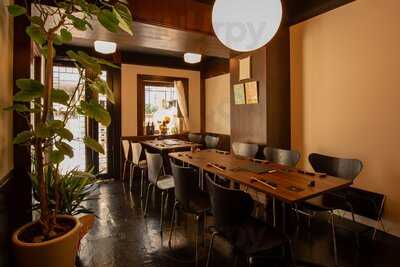 和牛専門店ぐるり 淡路町店