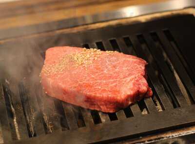 黒毛和牛ヘレ肉専門店 炭火焼肉 りきちゃん 北浜店