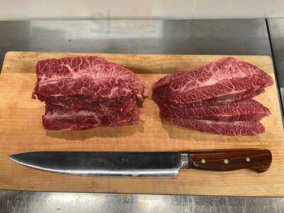 和牛・焼肉・ホルモン 三吉本店