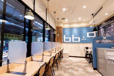 Bb.q Olive Chicken Cafe Jr天満駅前店