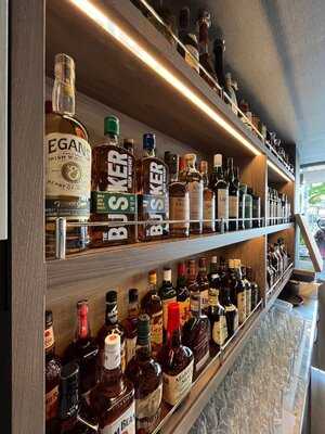 お酒の美術館 四条大宮店