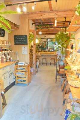 トゥカサ Plant Based Cafe Zero Waste Shop