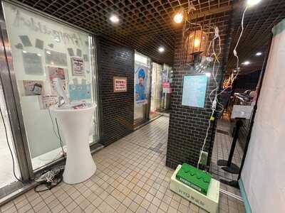 こぐまかぺ竹下通り店