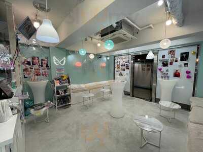 こぐまかぺ竹下通り店