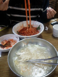 미사리밀빛초계국수 본점