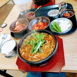 아리랑가마솥돼지국밥
