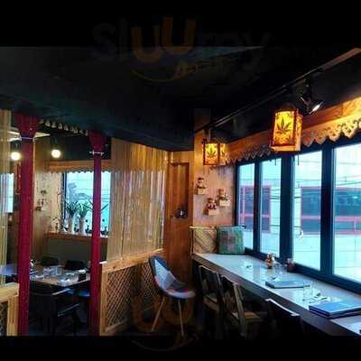 마야 인도 & 네팔 전통 요리 전문점