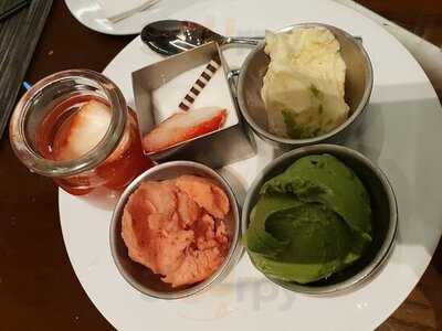 모모카페 코트야드 서울 남대문