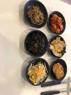 마칸 할랄 코리안 레스토랑