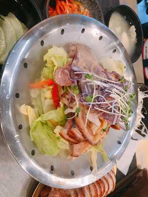 만족오향족발 시청점