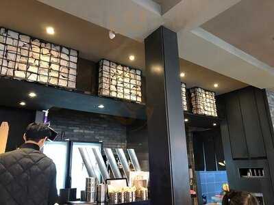 교촌치킨 홍대점