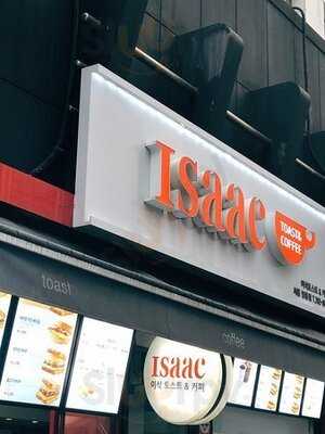 이삭토스트 명동점