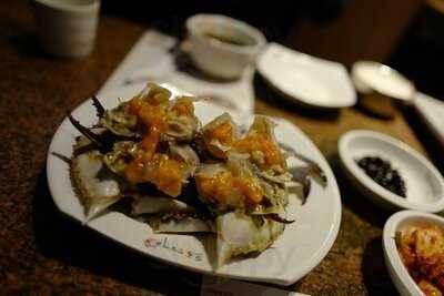 프로 간장 게장 신사점