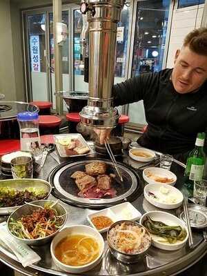 바른생갈비 - 종로묘동점