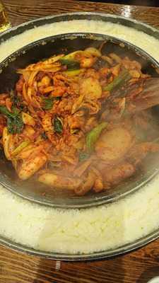 유가네 닭갈비 명동1호점