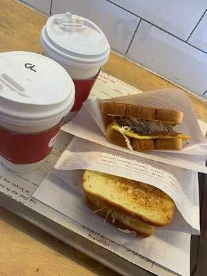 이삭토스트 홍대점