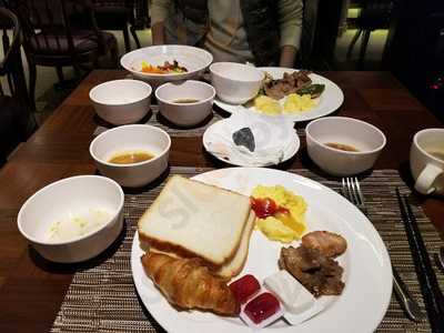 스쿨푸드 명동엠플라자점