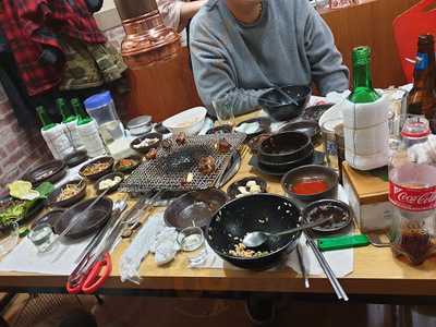 명동돼지한마리