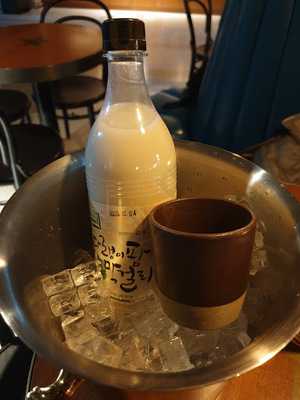 서울리스타 커피&펍