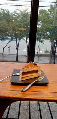 스타벅스 - 대구 수성호수r점