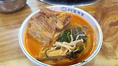 원당감자탕 명동1호점