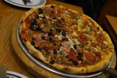 브릭 오븐 뉴욕 피자