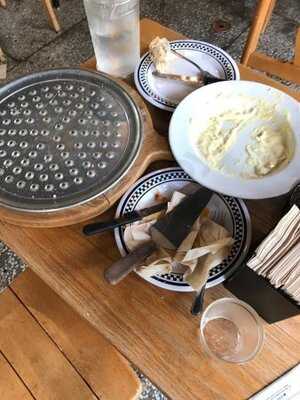 브릭 오븐 뉴욕 피자