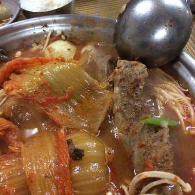 한옥집 김치찜 서대문본점