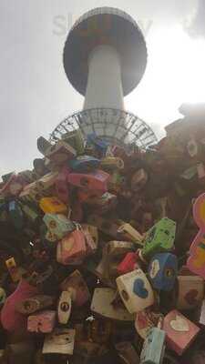 투썸플레이스 엔타워점